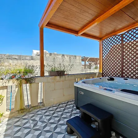 Zebbuga Deluxe Balcony 6 * Żebbuġ